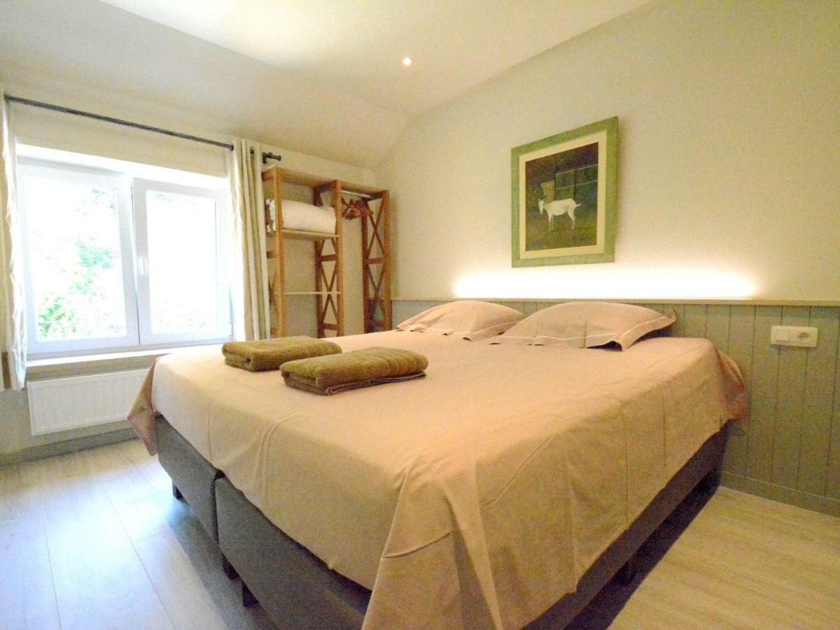 Willa Large Townhouse With Pool Table Bouillon Zewnętrze zdjęcie
