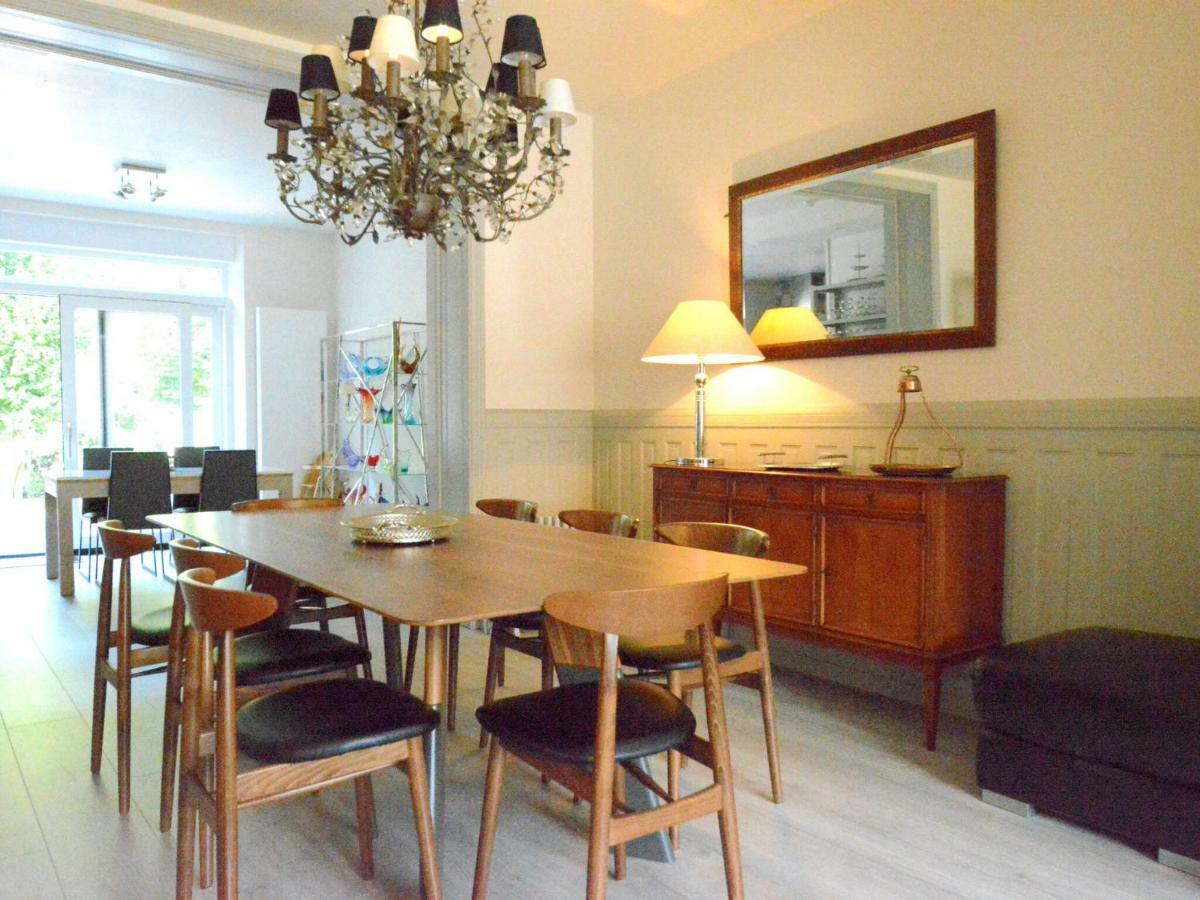 Willa Large Townhouse With Pool Table Bouillon Zewnętrze zdjęcie